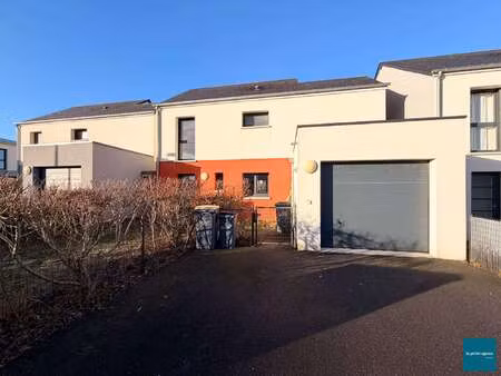 location maison à biéville-beuville (14112) : à louer / 82m² biéville-beuville