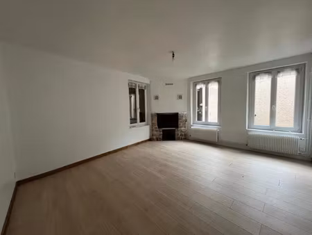 location maison 3 pièces 113 m² à louviers (27400)  750 €