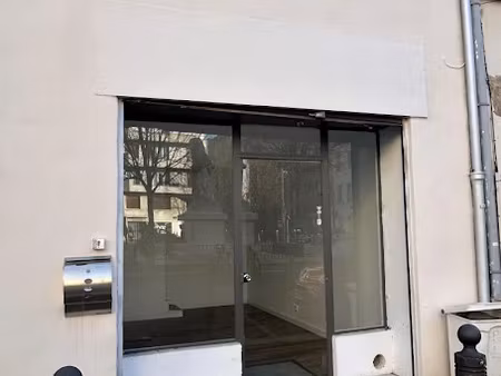 location locaux professionnels 15 m² à marseille 5ème (13005)  425 €