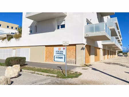 a vendre local commercial monteux 247 m2