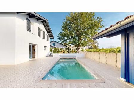 maison t5 150 + piscine