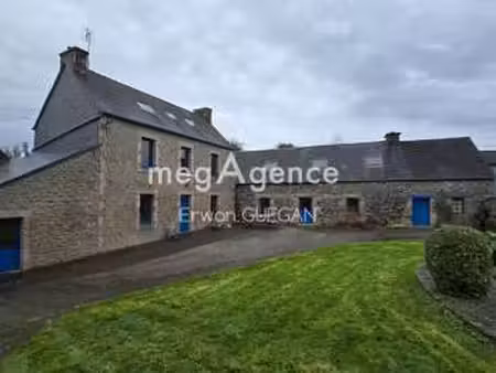 vente maison à kergrist-moëlou (22110) : à vendre / 393m² kergrist-moëlou