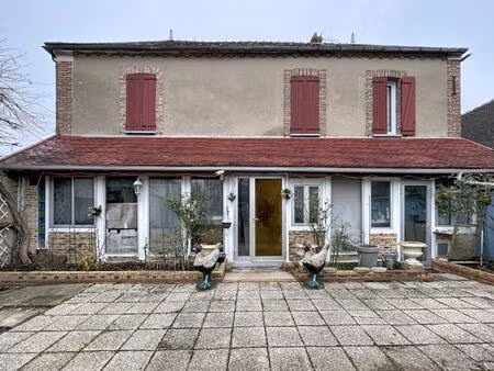 située dans la commune de serbonnes (89140)