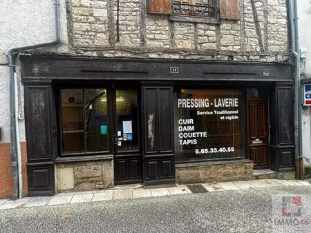 local commercial centre gramat