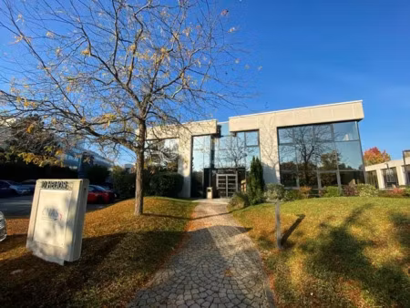 bureaux et activité légère - h a louer