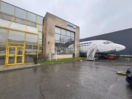 immeuble semi-indépendant a vendre