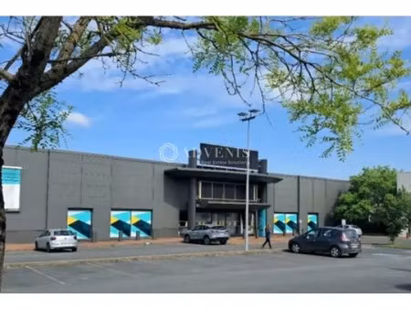 local commercial a louer