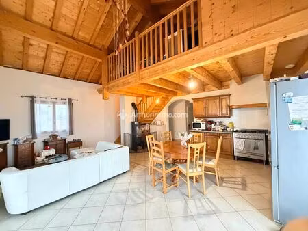 vente maison 4 pièces 111 m2 à féternes