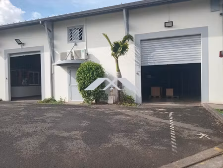 bâtiment commercial – la mare sainte-marie (proximité aérop