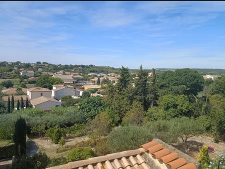 puisserguier  bel appartement de 76 m2 avec terrasse et garage