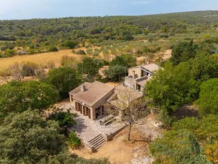 achat maison 250m² gordes 84220