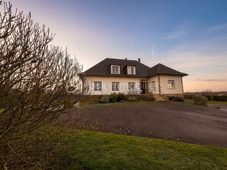 maison de 208 m² à le teilleul