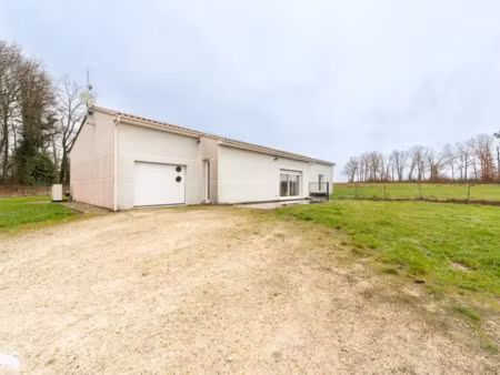 vente maison 5 pièces 144 m² à salignac-de-mirambeau (17130)  228 975 €