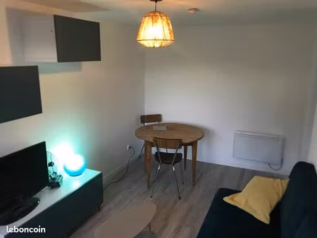 t2 meublé 35 m² à louer – centre-ville de yvetot