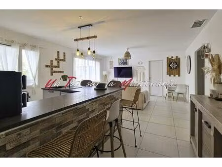 maison de 90m2 habitables en plain pied  3 chambres  jardin  piscine hors sol