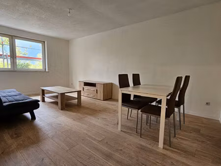 location appartement 3 pièces 77m²