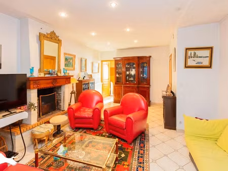 vente maison 6 pièces 143 m² à auch (32000)  287 000 €