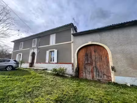 maison en pierre de 5 pièces principales