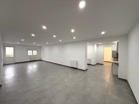 location maison 6 pièces 138m2 villers-semeuse 08000 - 900 € - surface privée