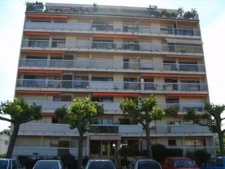 location parking 14m2 gaillard 74240 - 100 € - surface privée