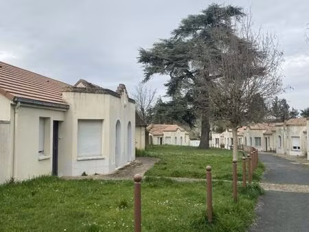 location maison 1 pièce 35 m² à reuilly (36260)