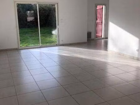 location maison à guérande (44350) : à louer / 94m² guérande