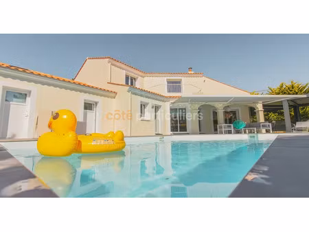 vente villa 9 pièces 251 m² à bretignolles-sur-mer (85470)  1 148 000 €