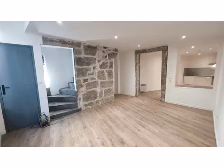 location meublée maison 3 pièces 80 m² à agde (34300)  1 225 €