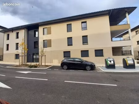 parking/box 13 m² saint-pierre-de-chandieu