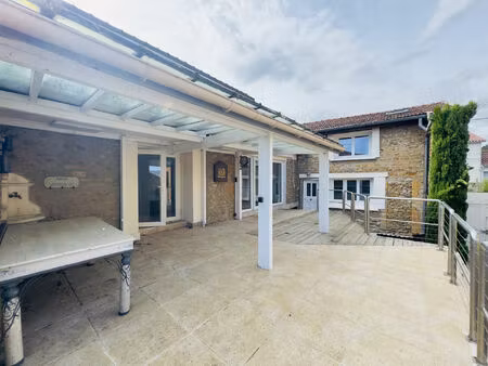 vente maison 8 pièces 205 m² lozanne (69380)