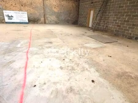 local commercial à vendre