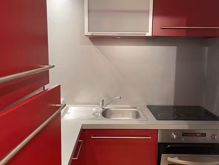 studio 1 pièce 31 m²