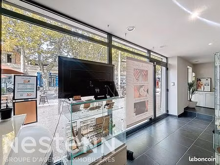 institut de beauté  fonds de commerce 75 m² salon de provence