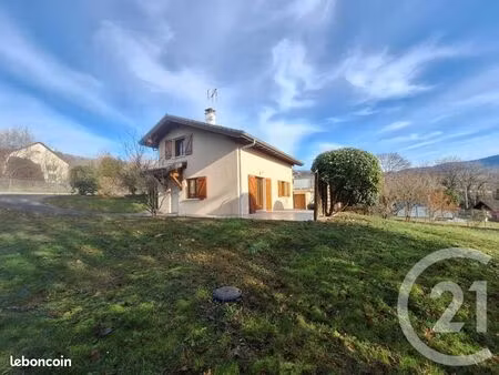 maison 4 pièces 73 m²