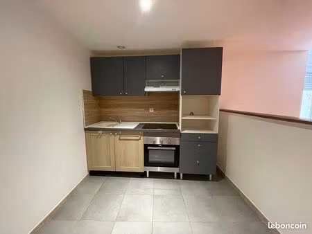 appartement 2 pièces – 53 m² – entièrement rénové – classe énergie c