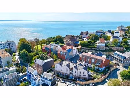 proche plage : appartement avec balcon + 2 parking