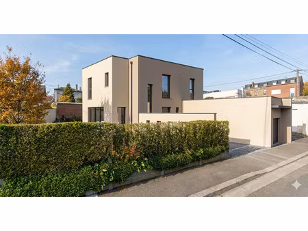 bihorel village : maison 4 pièces jardin + garage