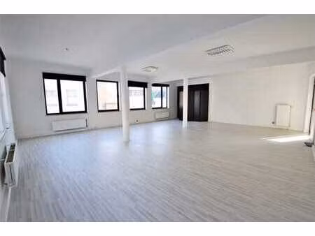 immo regard - une porte qui s'ouvre - 02 653 09 40