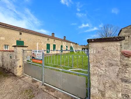 vente maison 5 pièces 122 m² rives-d'autise (85240)