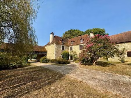 maison de luxe à vendre à lasclaveries : 649 000 € | 343m²