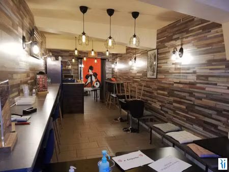 boutique - lycee jeanne d'arc - saint hilaire