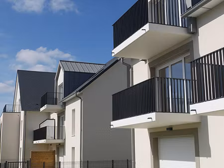 appartement t3 avec balcon + parking inclus