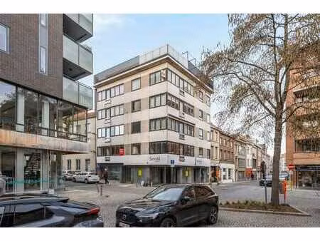 mooi dakappartement met uniek terras in sint-truiden