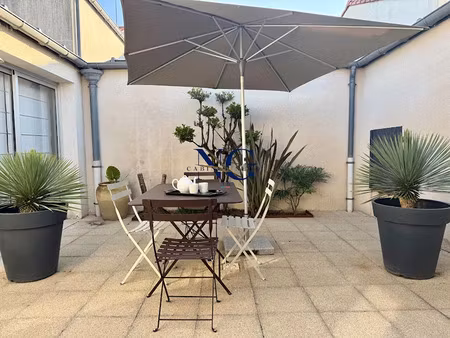 vente locaux professionnels 6 pièces 270 m² à montaigu-vendée (85600)  400 000 €