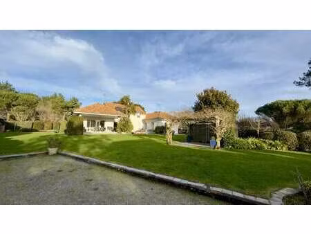 vente maison à la baule-escoublac (44500) : à vendre / 227m² la baule-escoublac