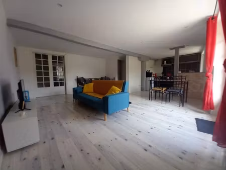 location appartement 2 pièces 48 m² à francescas (47600)  370 €