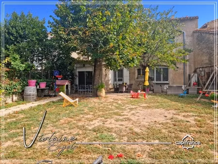 azille – maison bourgeoise rénovée de 259 m² avec jardin et garage – cachet  volumes et pe