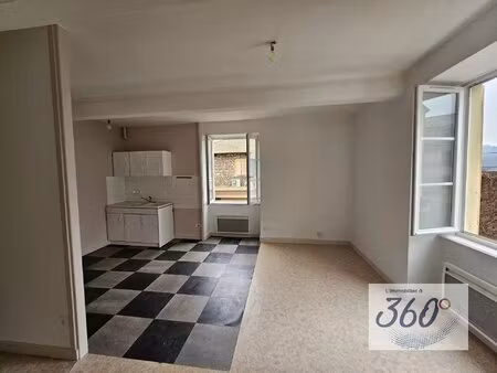 à louer – appartement t2 de 50 80 m² - monsols (deux-grosnes)