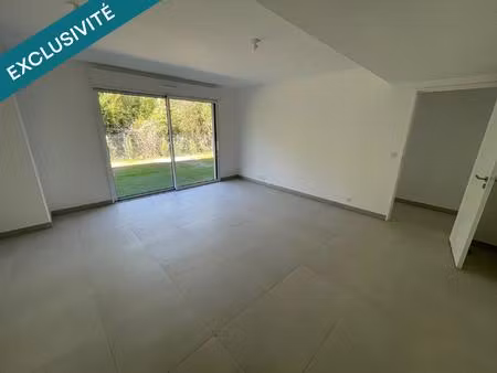 saint raphaël dans petite résidence  bureau de 60m²