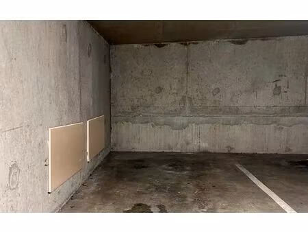 location stationnement  m² t- à beauvais  60 €
